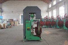 <b>全自動木工立（lì）式帶鋸機需要怎麽維護</b>